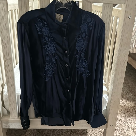 Rockmont snap front velvet western shirt size smalll - Picture 1 of 3